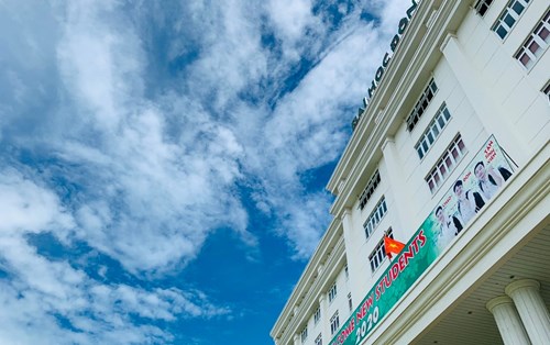 Một ngày là sinh viên Đại học Đông Á