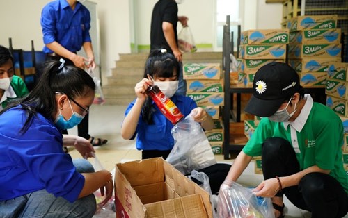 Chuỗi Hoạt động cộng đồng đầy ý nghĩa của sinh viên Trường Đại học Đông Á