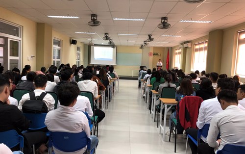 Buổi báo cáo chuyên đề Luật an ninh mạng của ThS.LS. Nguyễn Cao Hùng