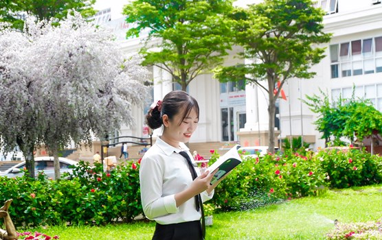 Bài dự thi "Đại sứ văn hóa đọc UDA 2021" của sinh viên ngành Luật học